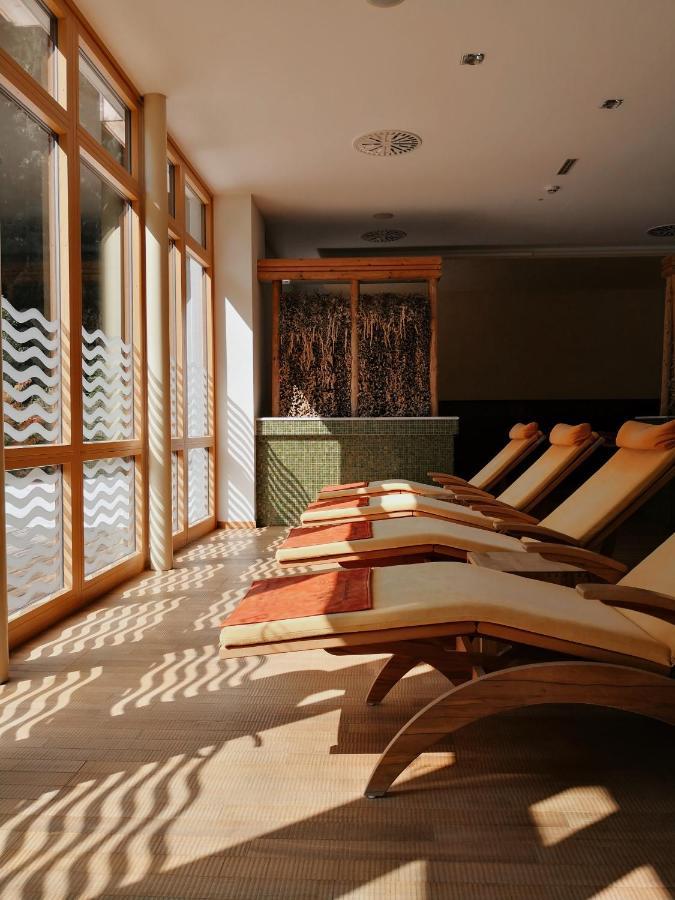Spa Hotel Zedern Klang Hopfgarten in Defereggen Eksteriør billede
