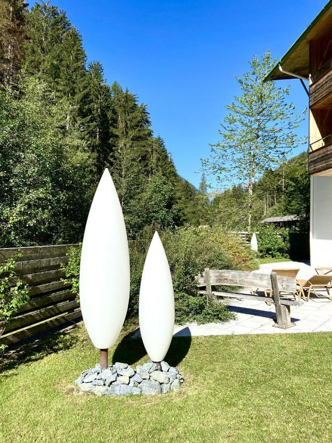 Spa Hotel Zedern Klang Hopfgarten in Defereggen Eksteriør billede