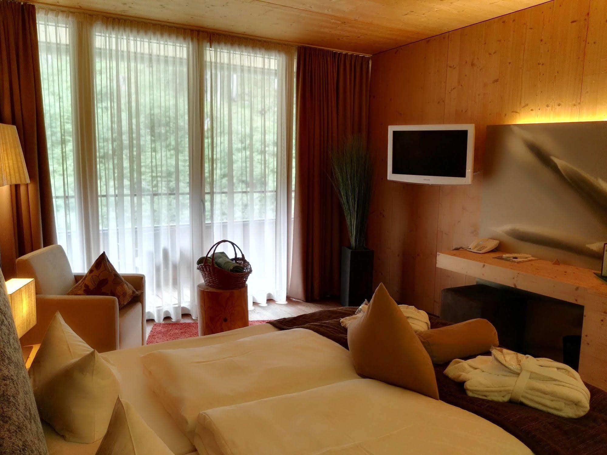 Spa Hotel Zedern Klang Hopfgarten in Defereggen Eksteriør billede